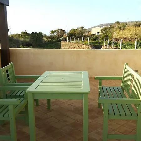 Dammusi Di Pietra Stella